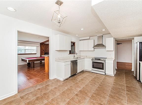 5th image of 612 E Marlin Ct