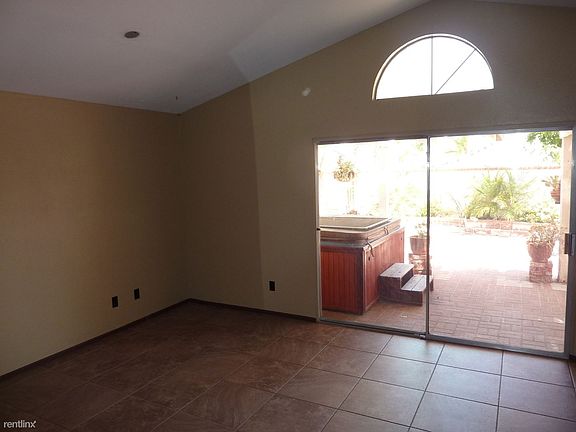 5th image of 39890 Teal Dr