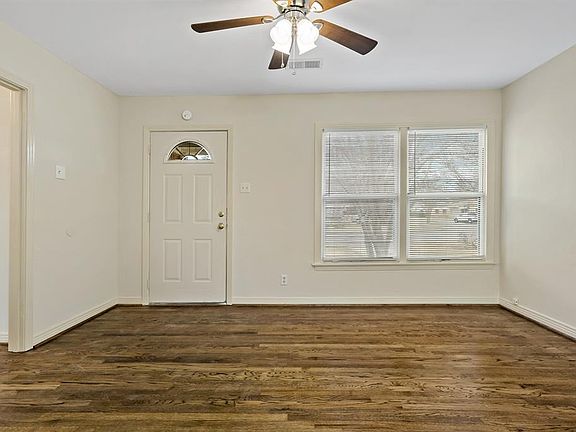 3rd image of 2508 Avon Dr