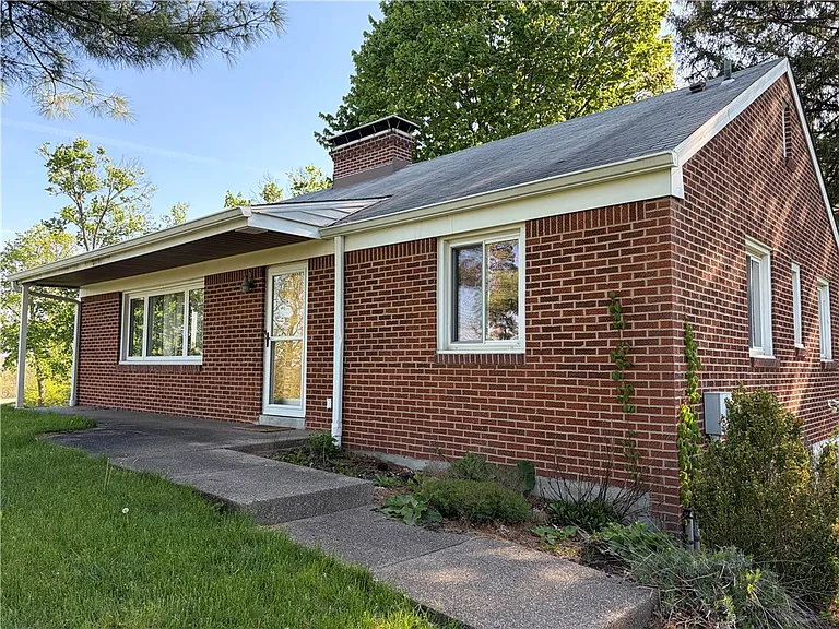 359 Dorseyville Rd — Photo 27