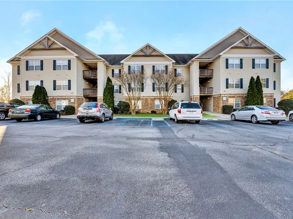 721 Lookover Dr, Anderson, SC 29621