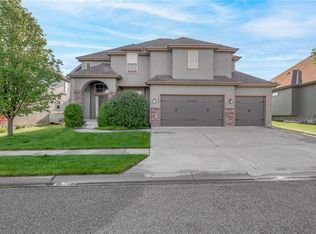 17205 Noland St, Overland Park, KS 66221