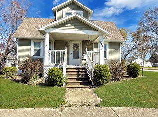 606 E Monroe Ave, Casey, IL 62420