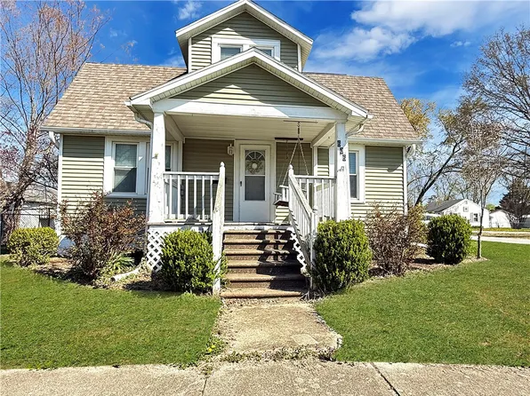 606 E Monroe Ave, Casey, IL 62420