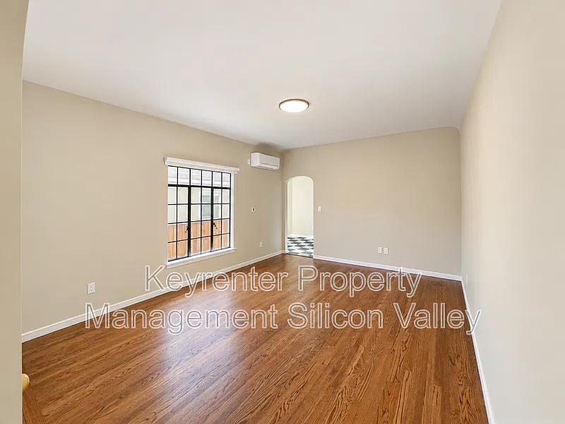 Studio, 1.0 bath, $2,200 — Photo 3