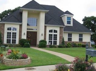 1517 Sugar Hl, Lindale, TX 75771