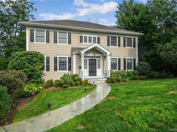 9 Oak Way