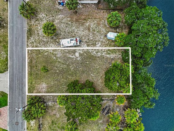 5th image of 3240 Sea Grape Dr #11