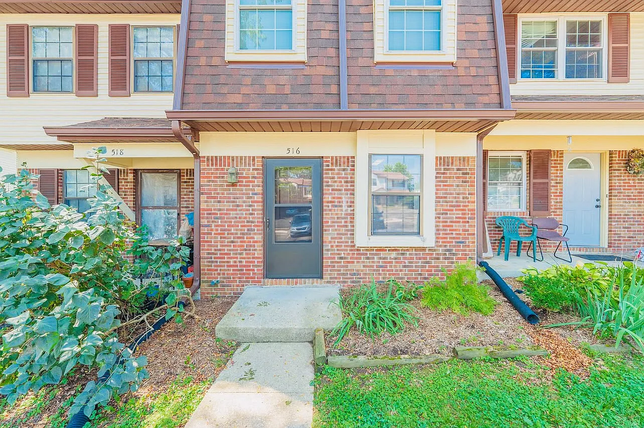 3 bed, 1440 sqft, $1,650 — Photo 2