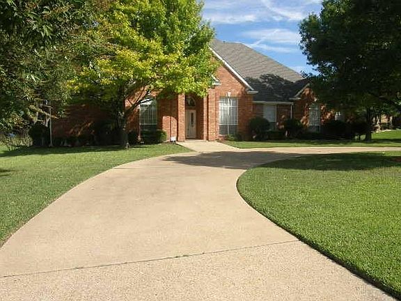 3rd image of 111 Sunbird Ln
