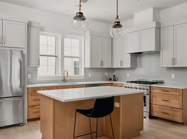 2209 Woodland Ave #502, Austin, TX 78741