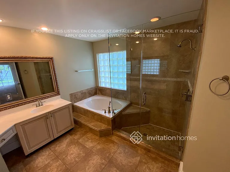 7810 Hoffy Cir — Photo 15