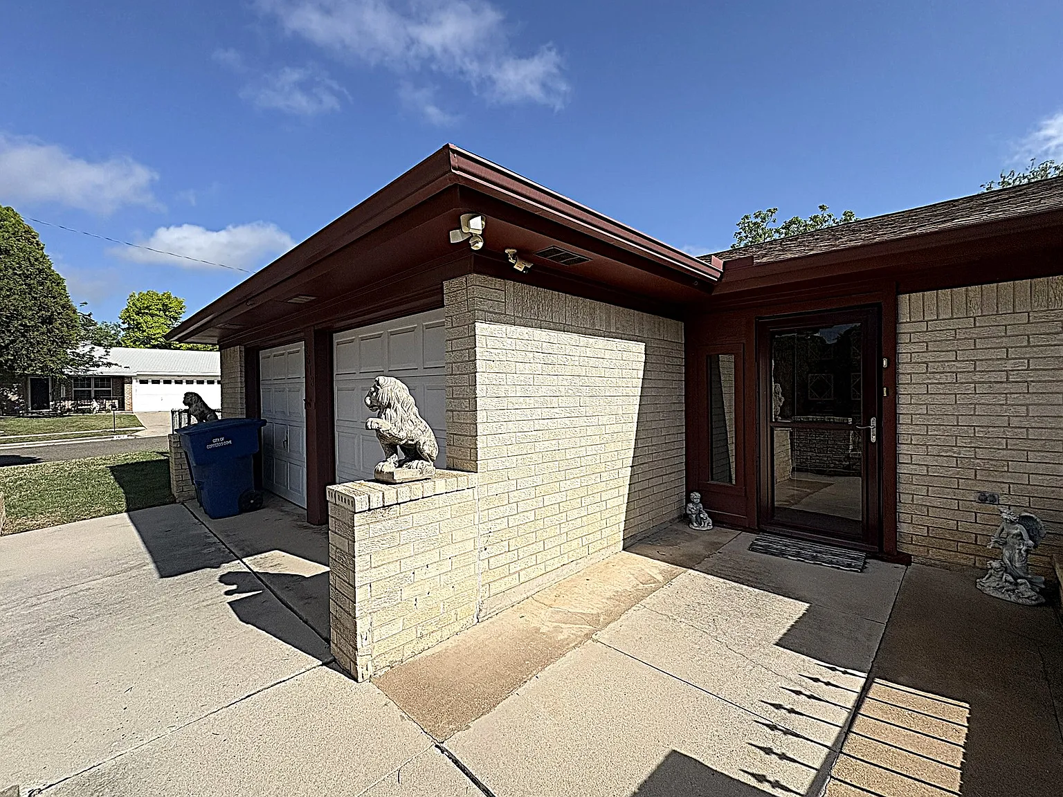 3 bed, 1675 sqft, $1,349 — Photo 3