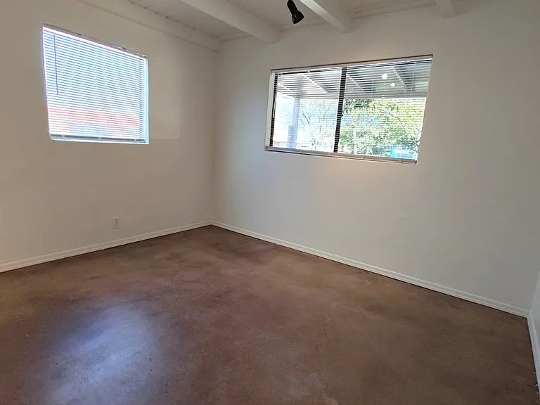 3416 N 2nd Ave — Photo 22