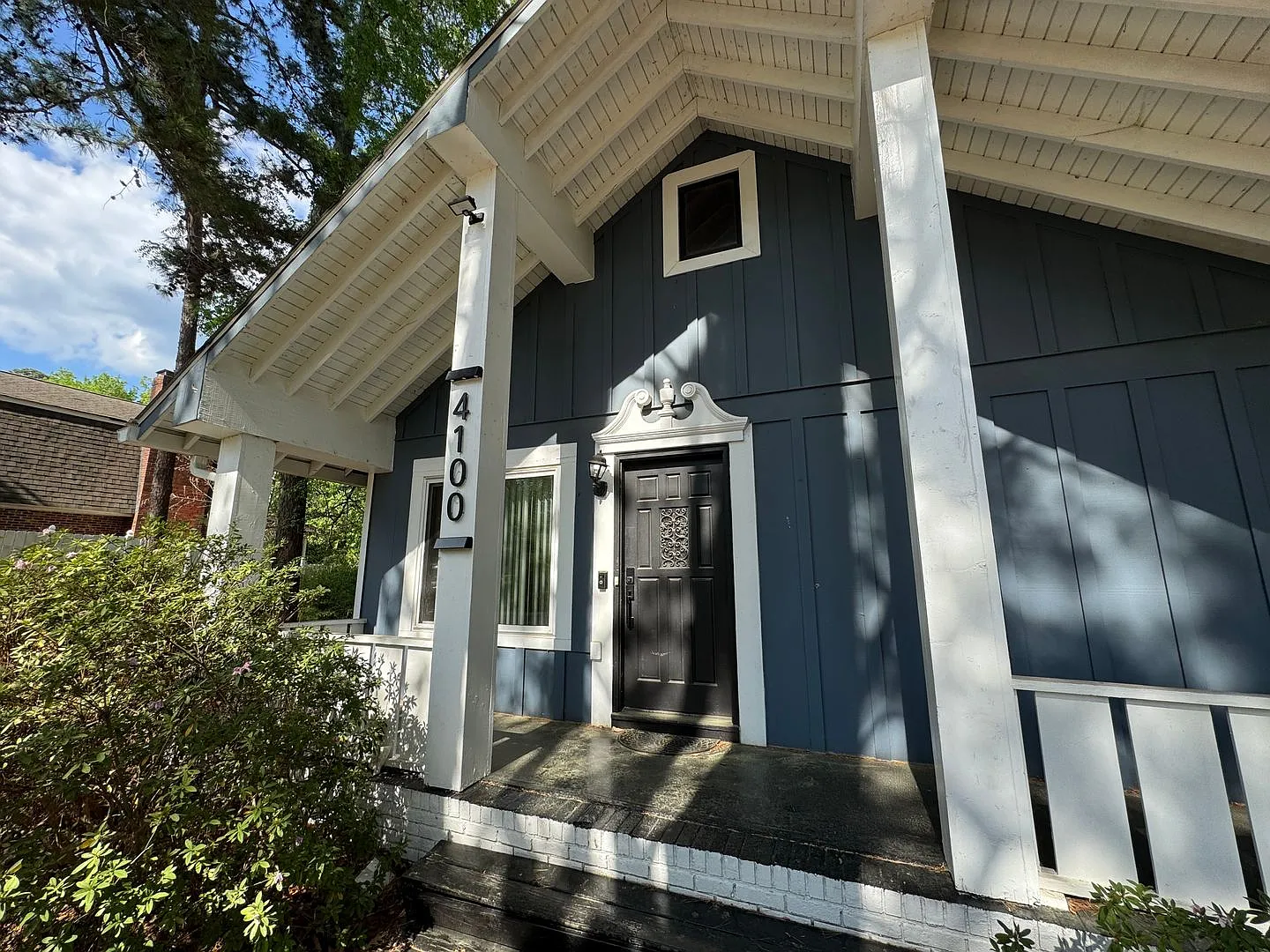 Private Duplex Style 2-bedroom! — Photo 2