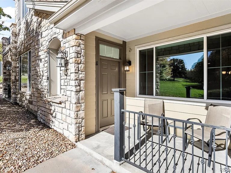 11251 Osage Cir #E — Photo 3