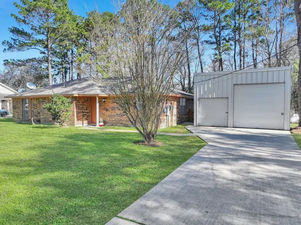 64 County Road 4010, Dayton, TX 77535