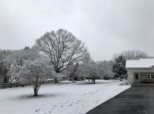 2596 Hidden Cove Rd, Cookeville, TN 38506