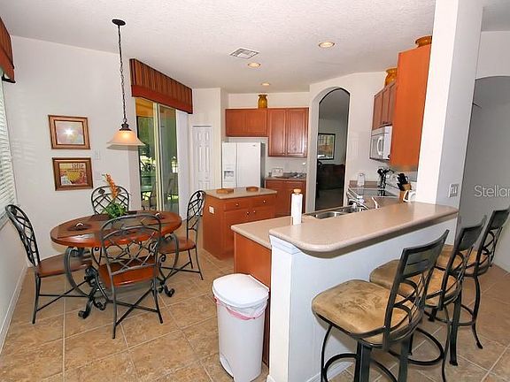 5th image of 2500 Dharma Cir
