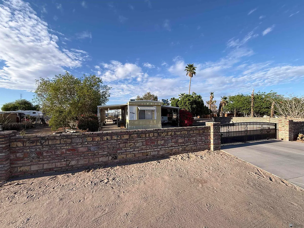 Building Photo - 9384 E Ranch Dr