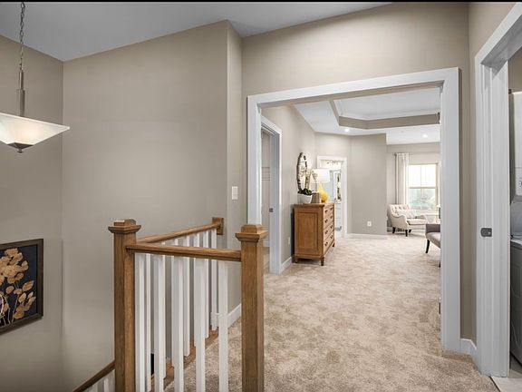 4th image of 14045 Sunrise Valley Dr