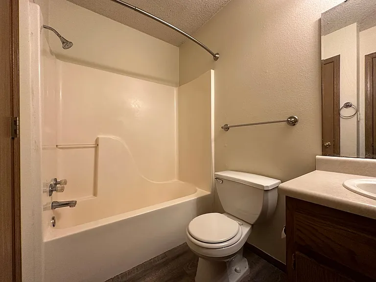 1060B Farley Cir — Photo 7