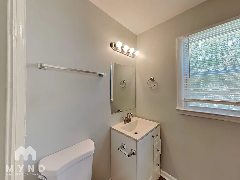 213 Cedar Ct — Photo 16