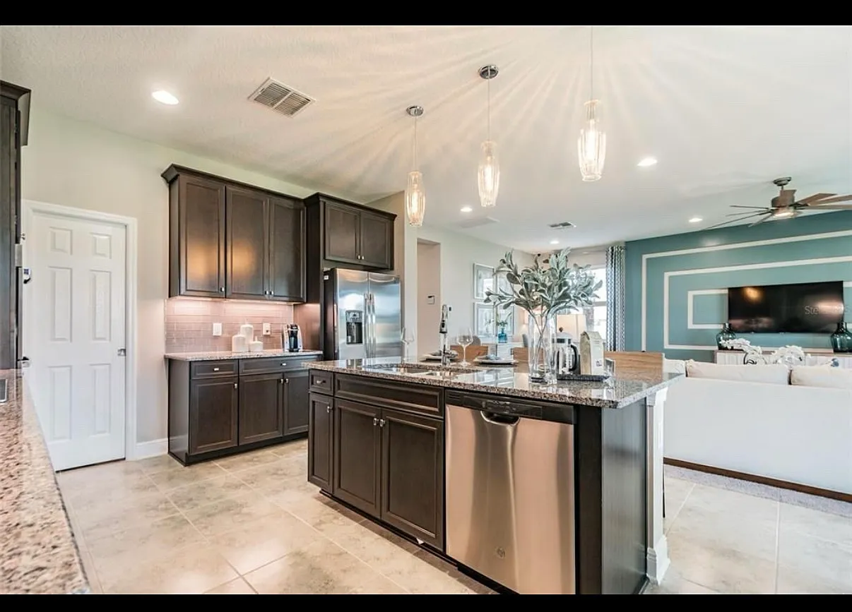 Misty Marble Dr, Zephyrhills — Photo 2