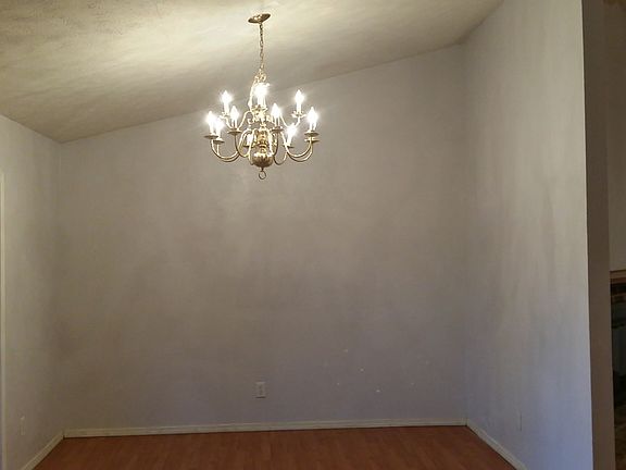 3rd image of 3168 Wichita Dr