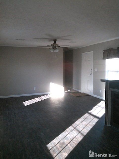 2nd image of 700 Circle Dr