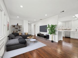 2 Robinson Ave, Succasunna, NJ 07876