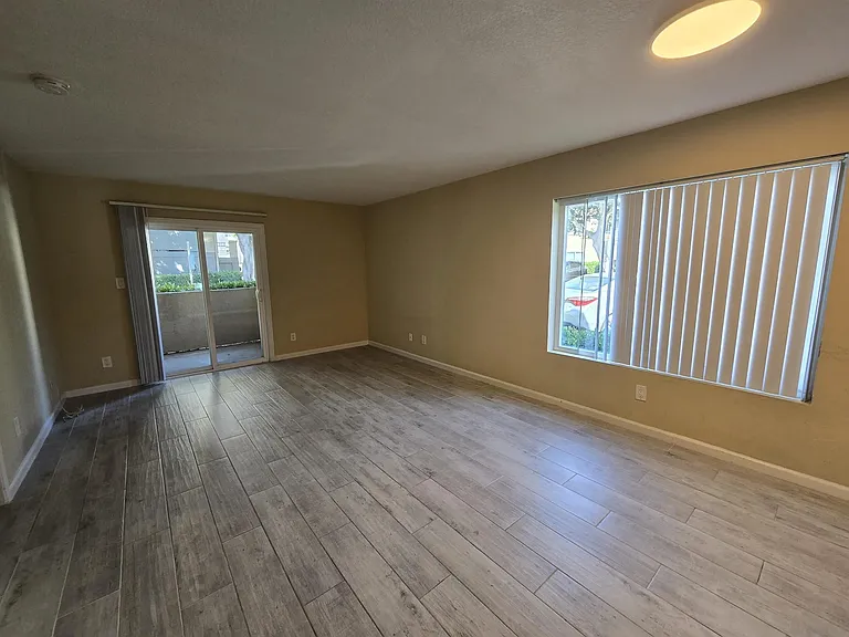 7425 Charmant Dr #2601 — Photo 4