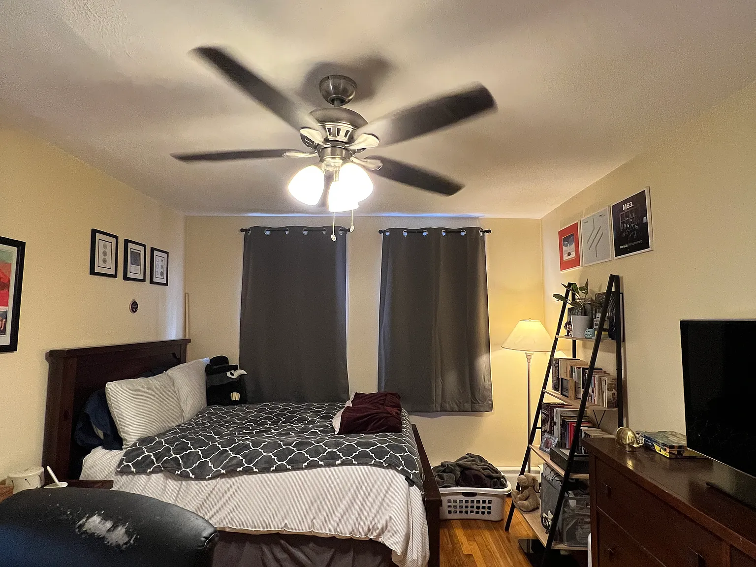 2 bed, 999 sqft, $3,300 — Photo 2