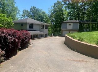 4392 N Jimmy Dr, Rocky Face, GA 30740