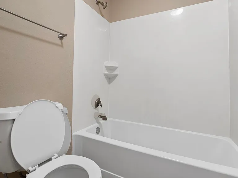 4489 Western Lake Dr — Photo 25