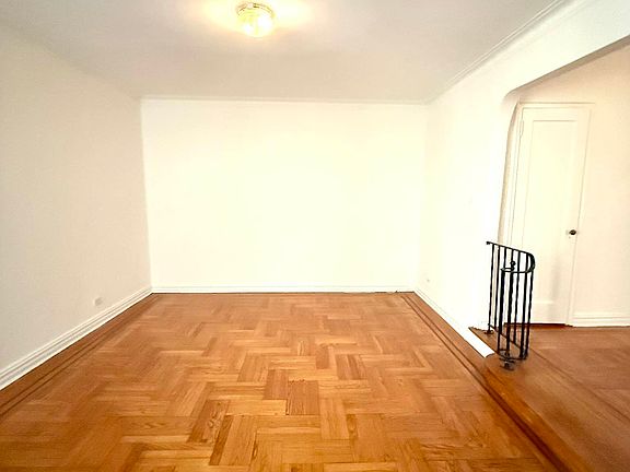 5th image of 101 Cooper St APT 4A