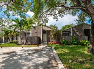 15725 Woodgate Ct #C, Fort Lauderdale, FL 33326
