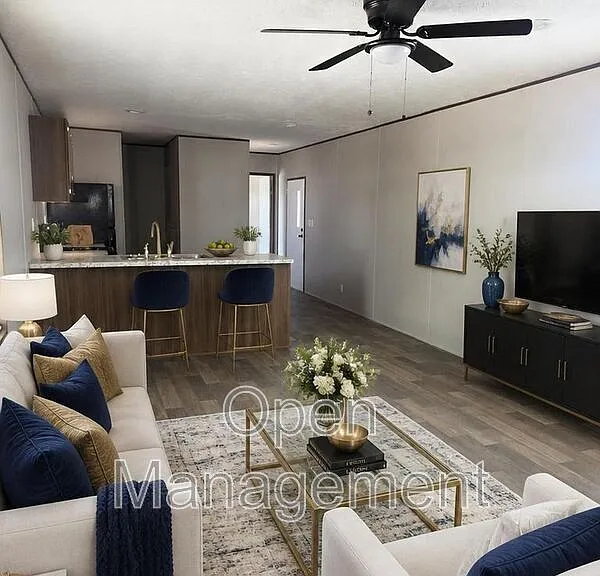 2501 Martin Luther King Blvd #619 — Photo 4