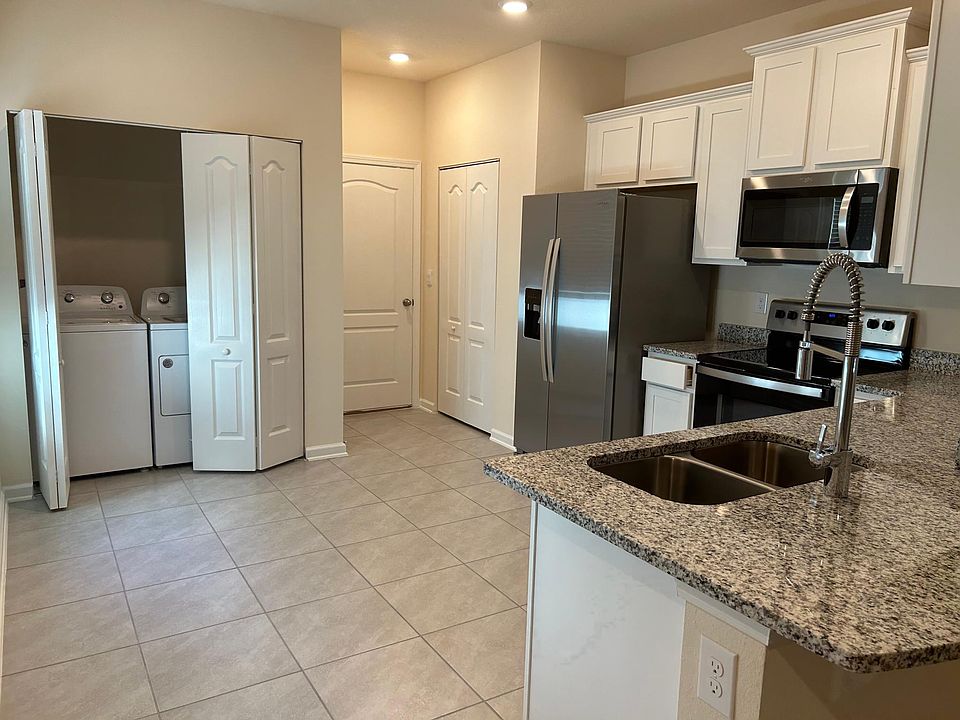 1st image of 25 Pomona Way