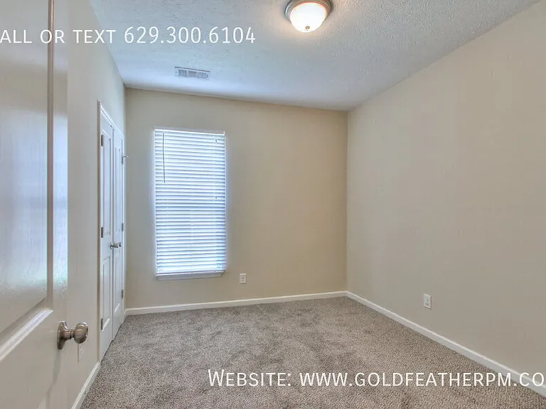 126 Trenton Ln — Photo 18