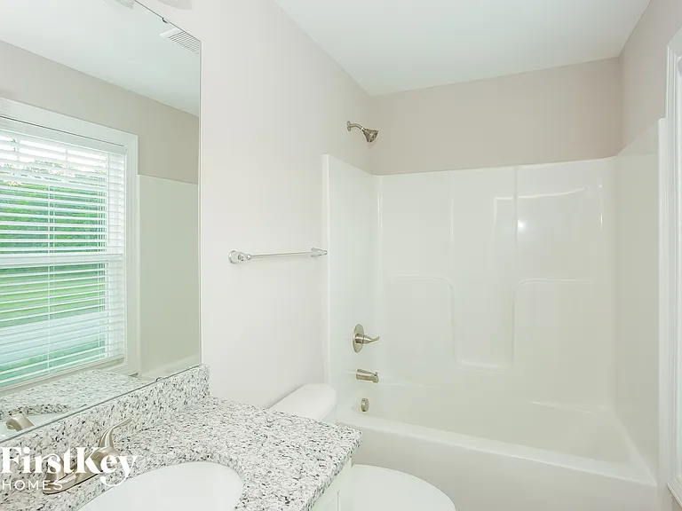 214 Parkway Ave NW — Photo 8