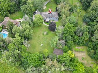 282 Ridge Rd, Aurora, ON L4G 0M3