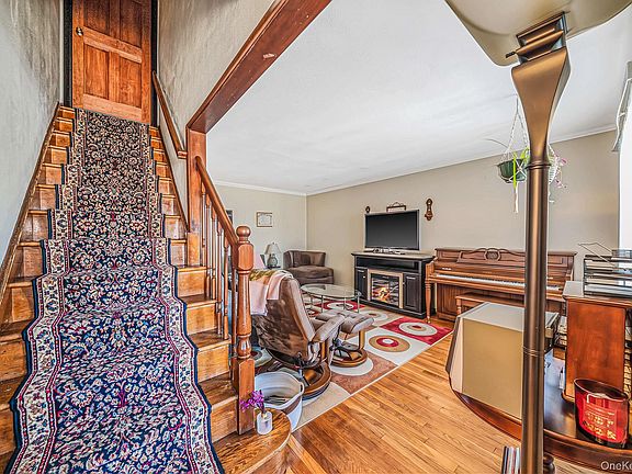 2nd image of 67 Holly Avenue