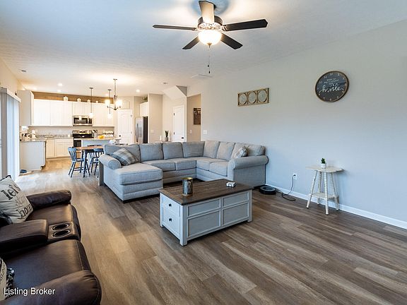4th image of 1333 Bogard Ln