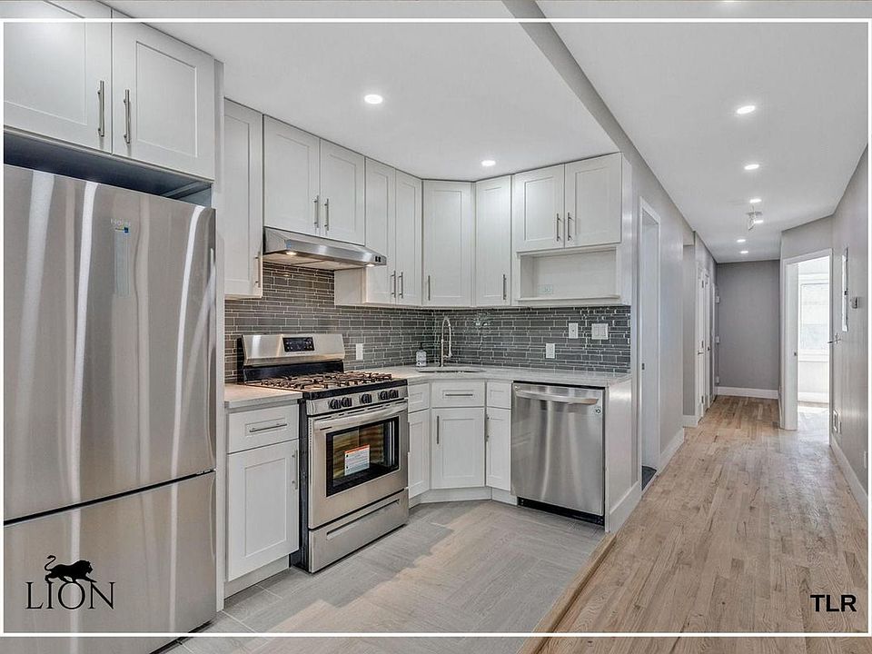 1st image of 3280 31st St #1