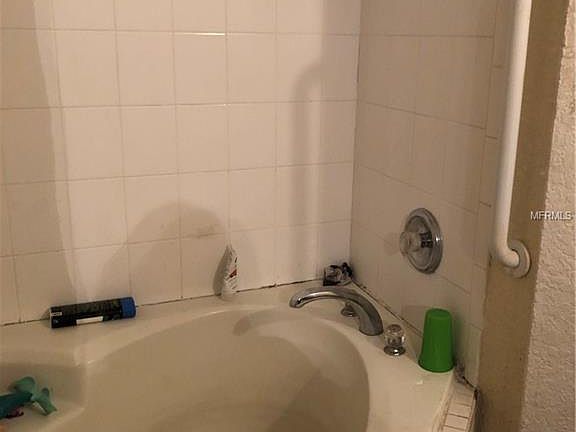 5th image of 5807 La Costa Dr #111