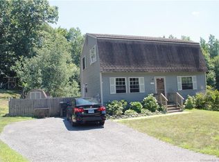 179 Colonial Rd, Plainfield, CT 06374