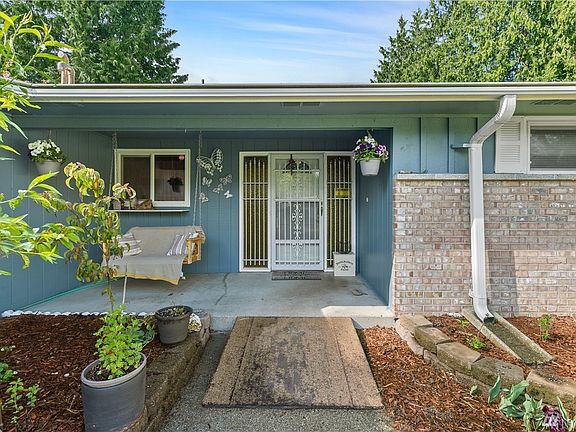4th image of 5212 27th Ave SE