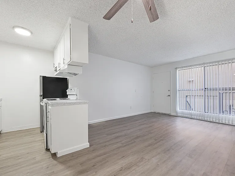 4880 Rolando Ct #27 — Photo 6