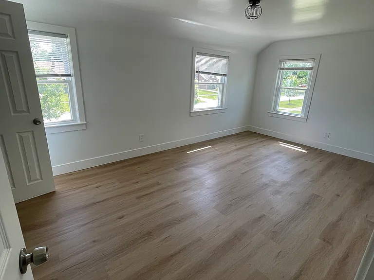 7414 Brookside Dr — Photo 9